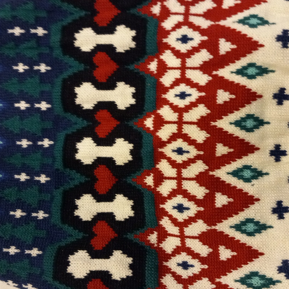 Pet Sweater - Picture 7 of 9